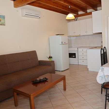 Mary'S Villas Plomari Exterior foto